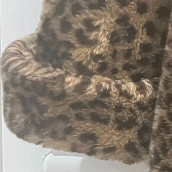 Lillie Rubin Faux Fur Leopard Coat - Picture 2 of 8